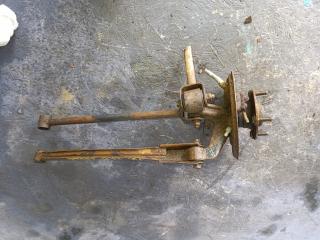 ступица задняя левая Hyundai Lantra J2 [рестайлинг] J2 1998, 1.6 л., G4GR, бензин, МКПП, седан