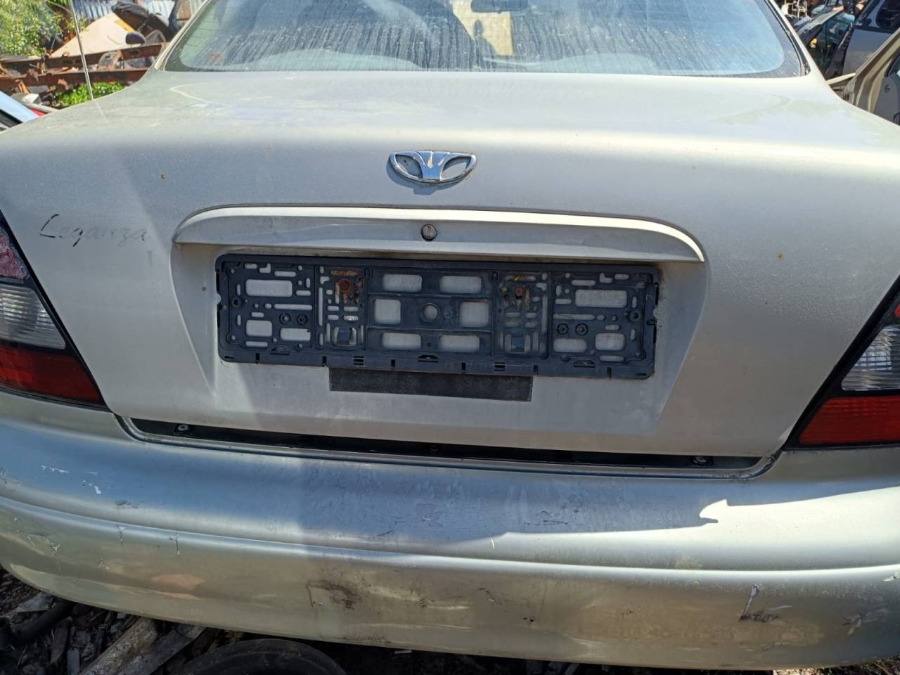 крышка багажника (дверь 3-5) Daewoo Leganza 1 поколение V100 2000, 1.8 л., бензин, АКПП, седан - фото №1