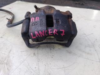 суппорт передний правый Mitsubishi Lancer 7 поколение CK1A 1997, 1.3 л., бензин, МКПП, седан