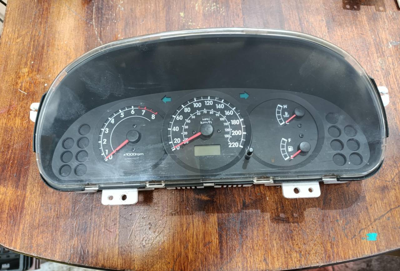 щиток приборов (приборная панель) Kia Shuma 2 поколение 2001, 1.6 л., S6D, бензин, МКПП, 0K2NC5543XA - фото №1