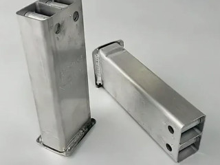 кронштейн переднего бампера Tesla Model 3 1 поколение 2017 - 2021 2019, 1109193-00-C