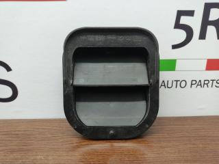 пластик Alfa Romeo Stelvio 1 поколение 949 2019, 2.2 л., дизель, АКПП, внедорожник 5 дв., полный привод, правый руль