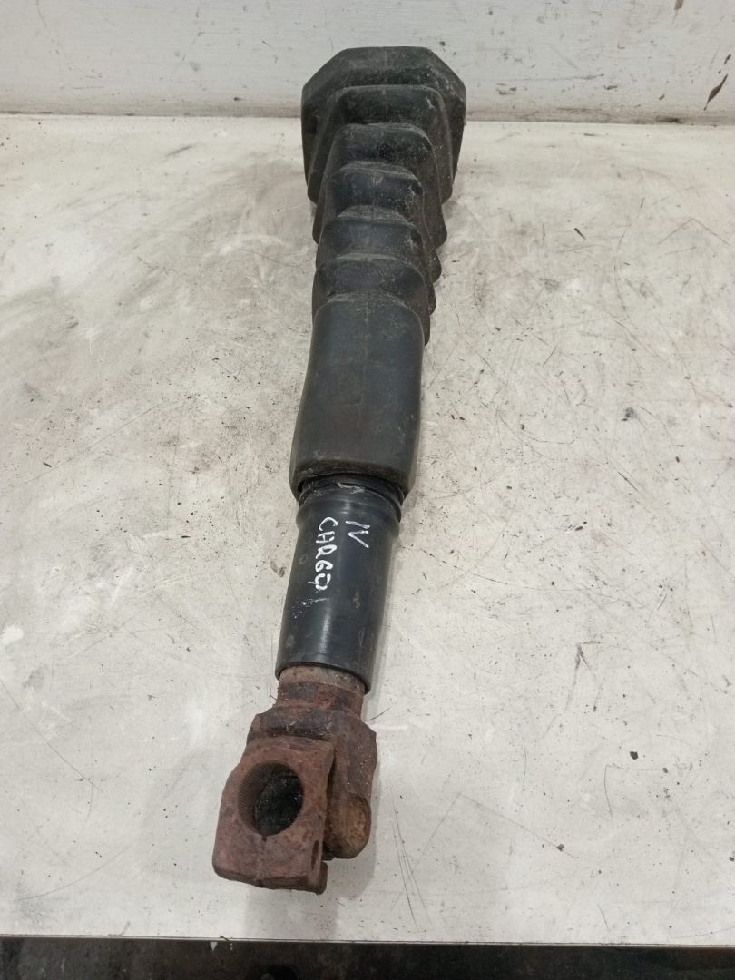 рулевой карданчик IVECO EuroCargo 1 поколение (1991 - 2000) - фото №1