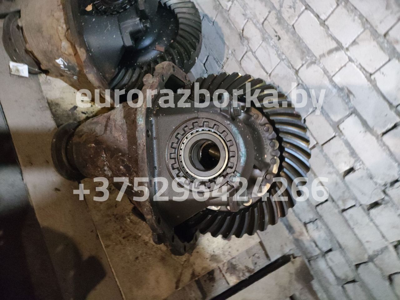 редуктор заднего моста Mercedes-Benz Actros 1 поколение (MP1) (1996 - 2003), HL8 - фото №1