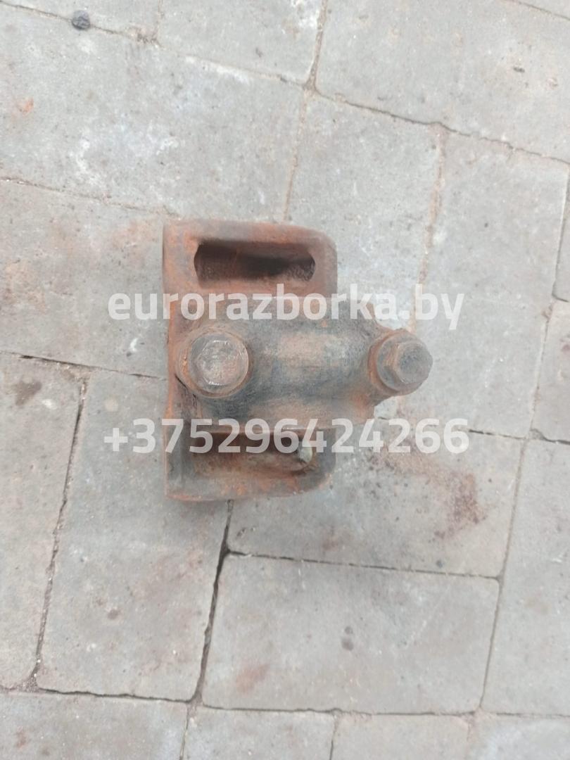 крепление стабилизатора / втулки стабилизатора MAN, 81437223023 - фото №1