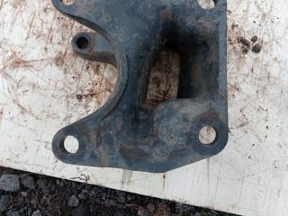 Кронштейн рулевого редуктора Mercedes-Benz Atego 1 поколение (1998 - 2013), седан