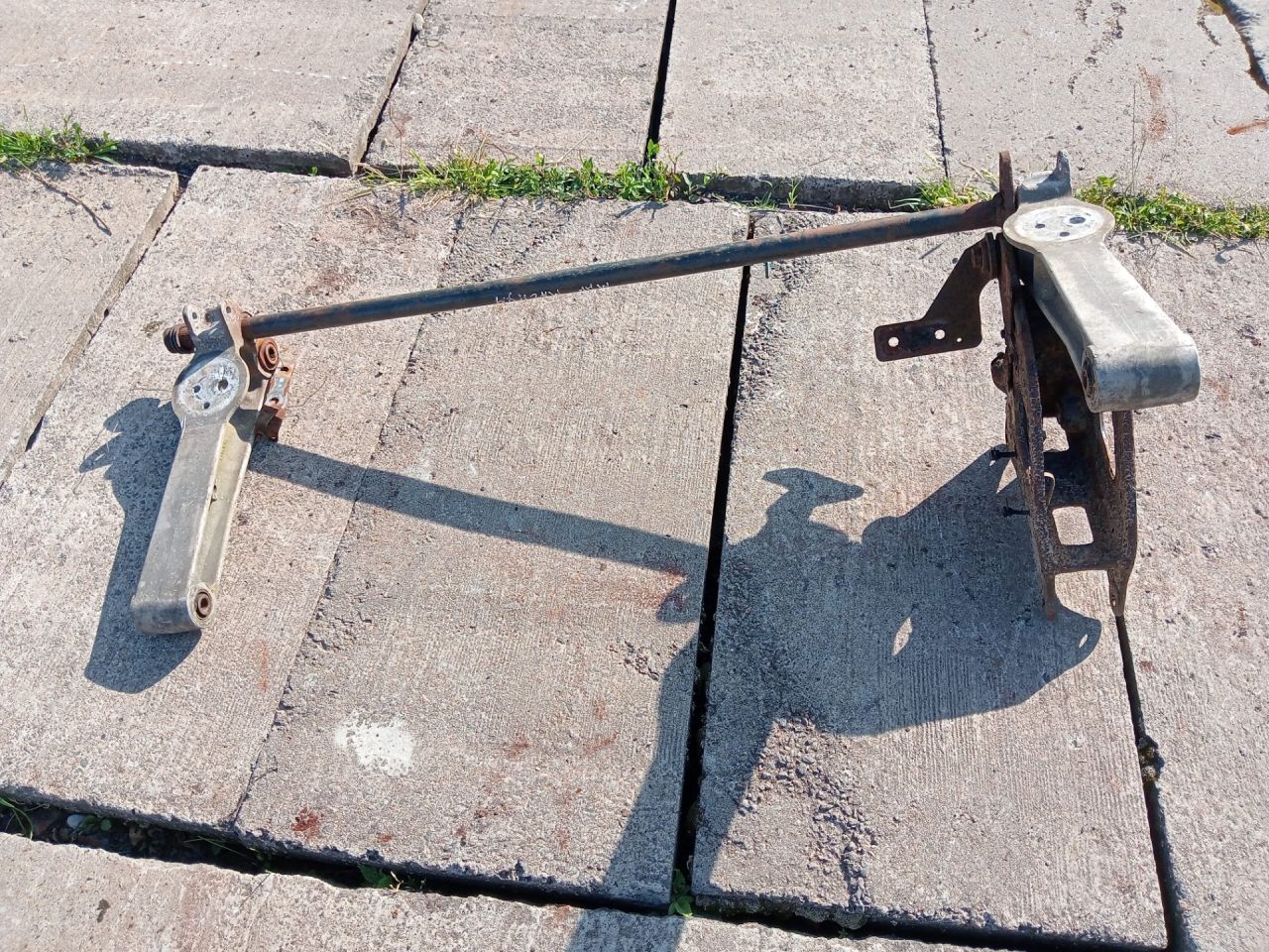 стабилизатор кабины Renault Magnum 1 поколение (1990 - 1997) - фото №1