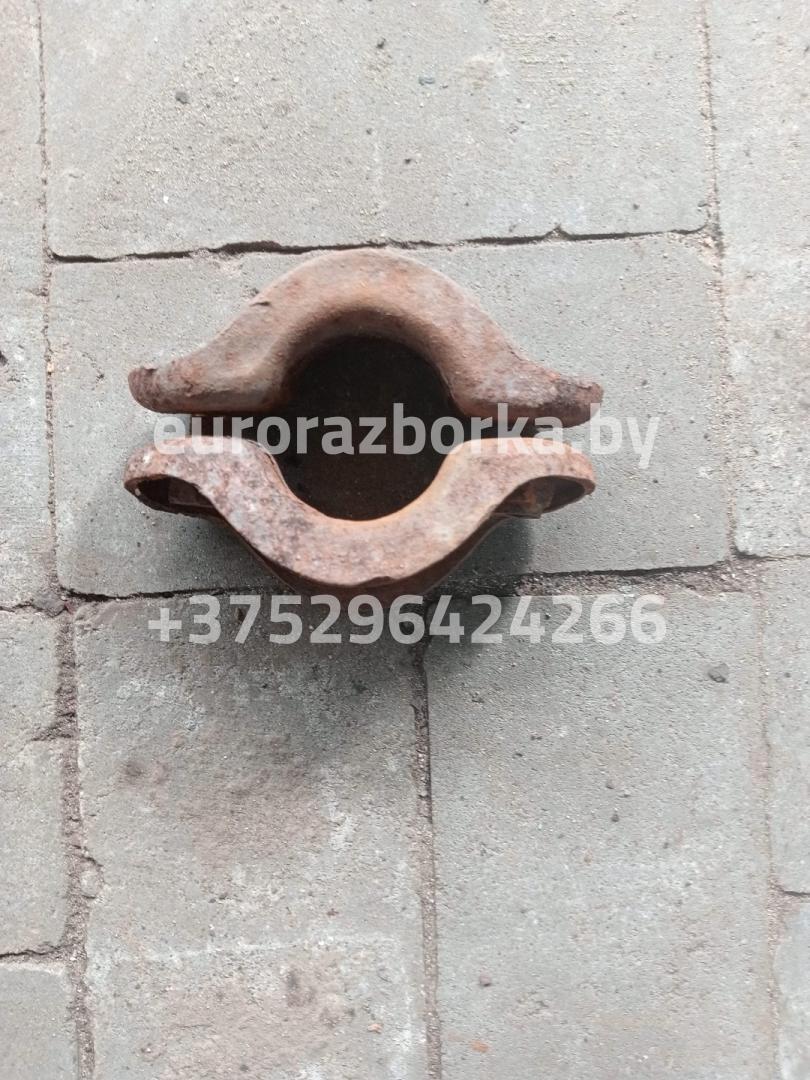 крепление стабилизатора / втулки стабилизатора Mercedes-Benz - фото №1