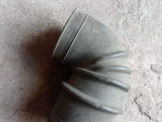 патрубок воздушного фильтра Mercedes-Benz