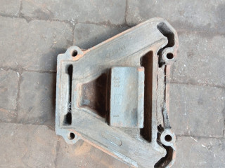 подушка крепления двигателя IVECO