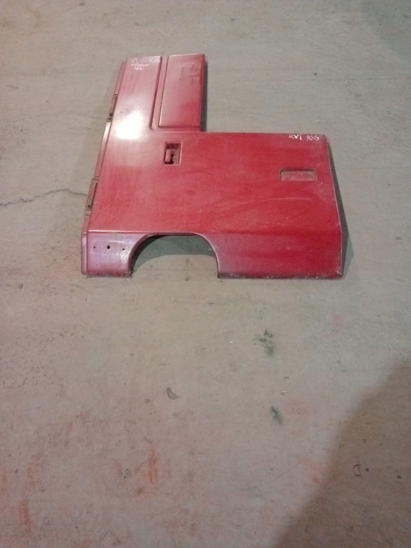 Боковая панель левая Renault Magnum 1 поколение (1990 - 1997) - фото №1