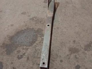 крепление ( кронштейн ) крыла IVECO