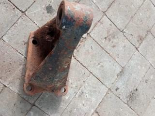 кронштейн (крепление) МАЗ, МКПП