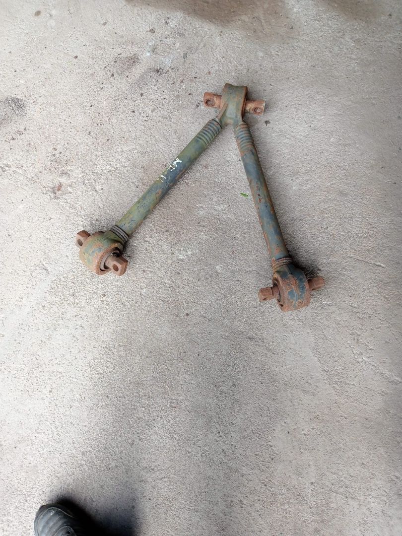 Реактивная тяга задней подвески Mercedes-Benz, АКПП, 037103 - фото №1