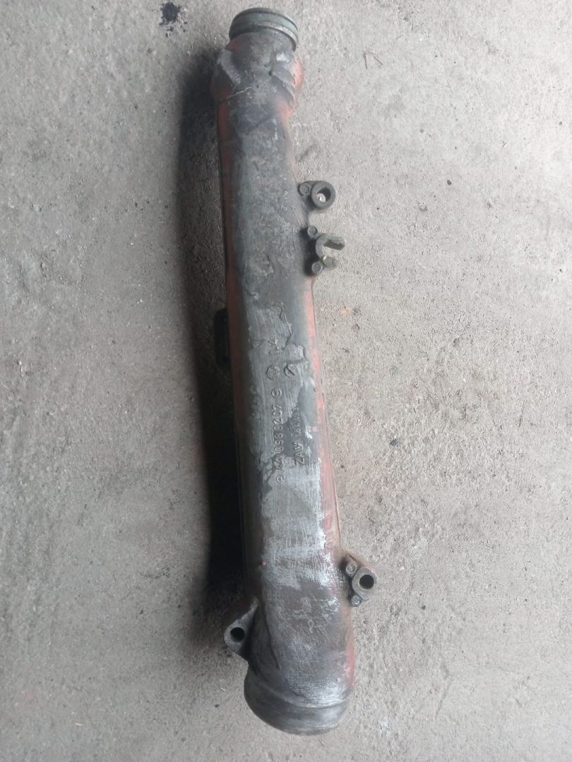 патрубок (трубопровод, шланг) Mercedes-Benz Actros 1 поколение (MP1) (1996 - 2003) - фото №1