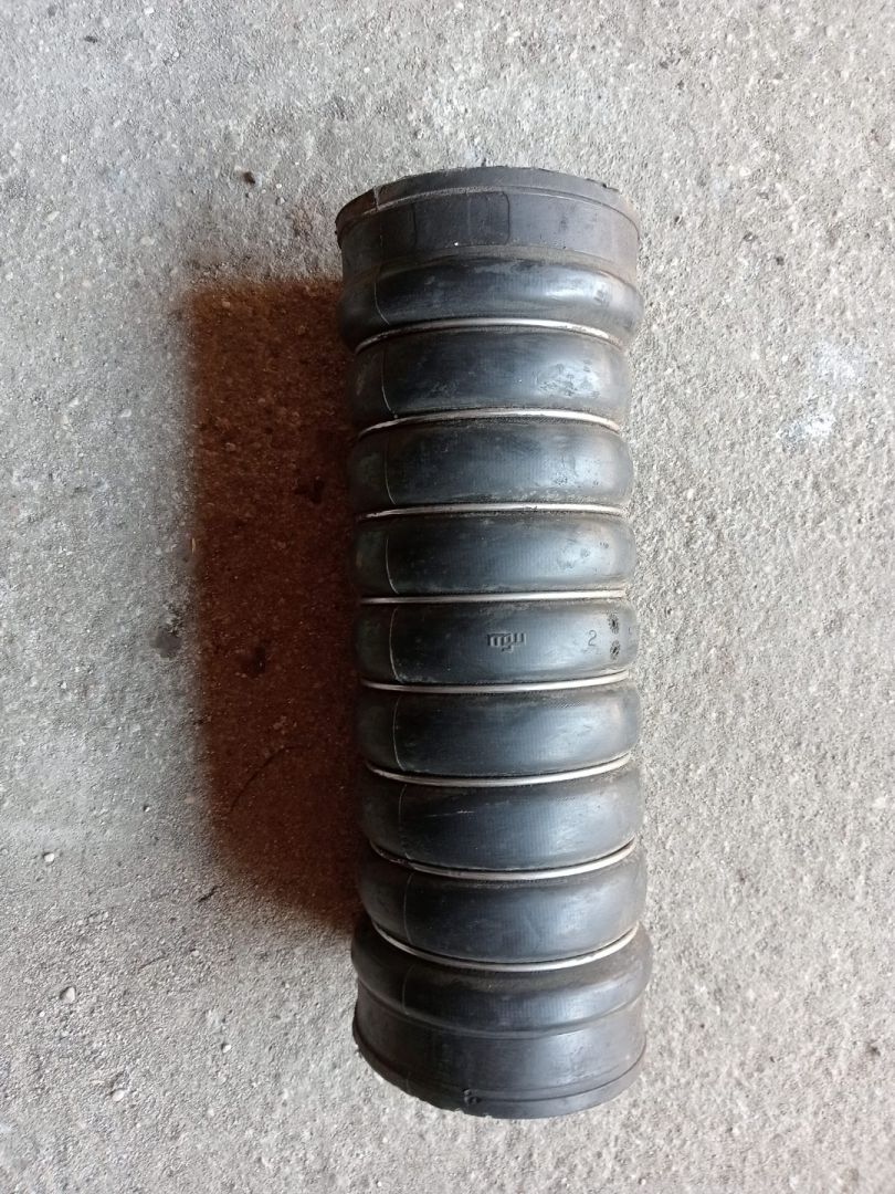 патрубок интеркулера MAN - фото №1