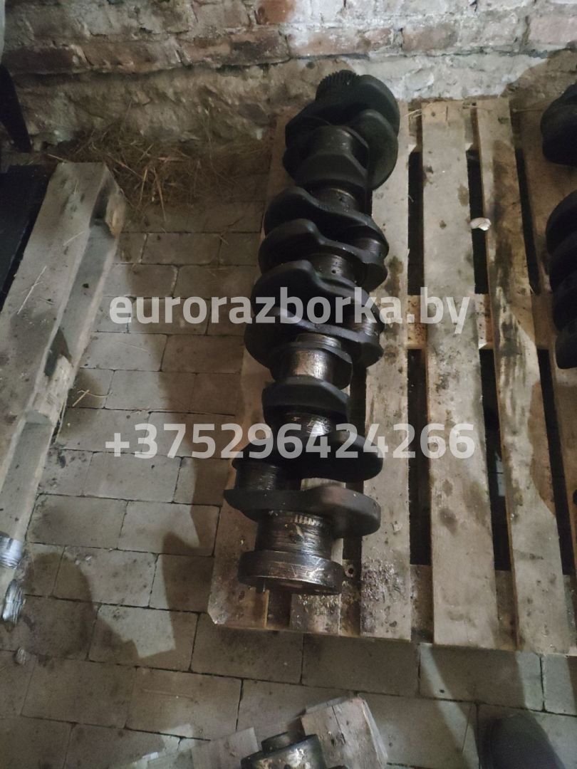 коленвал Renault Magnum 3 поколение (2001 - 2005) - фото №1