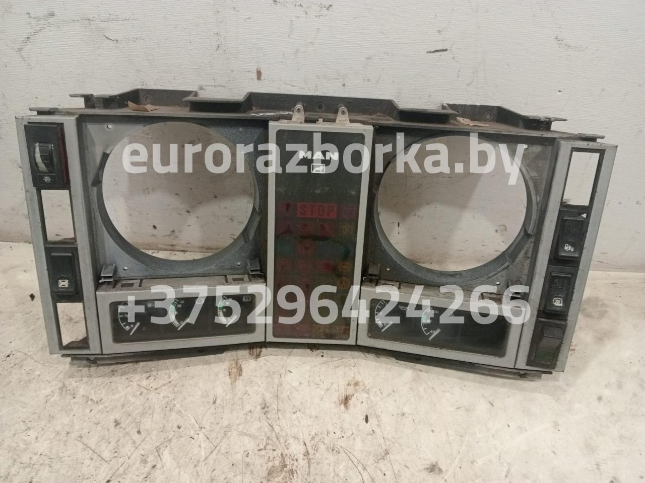 щиток приборов (приборная панель) MAN, 812720260710795 - фото №1