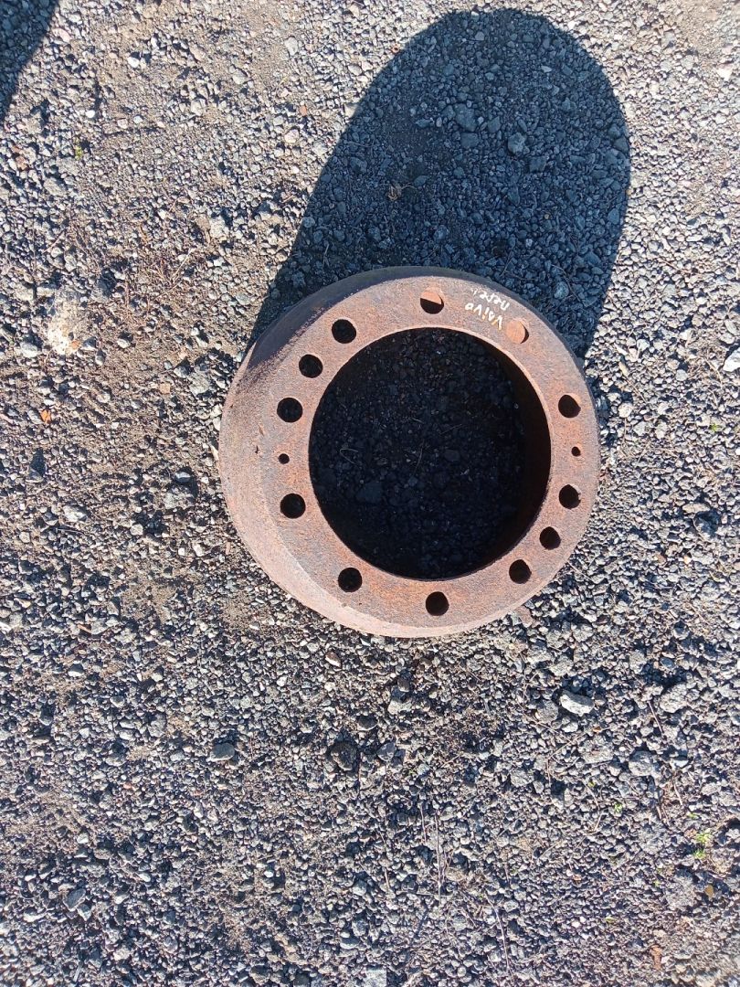 барабан тормозной Volvo - фото №1