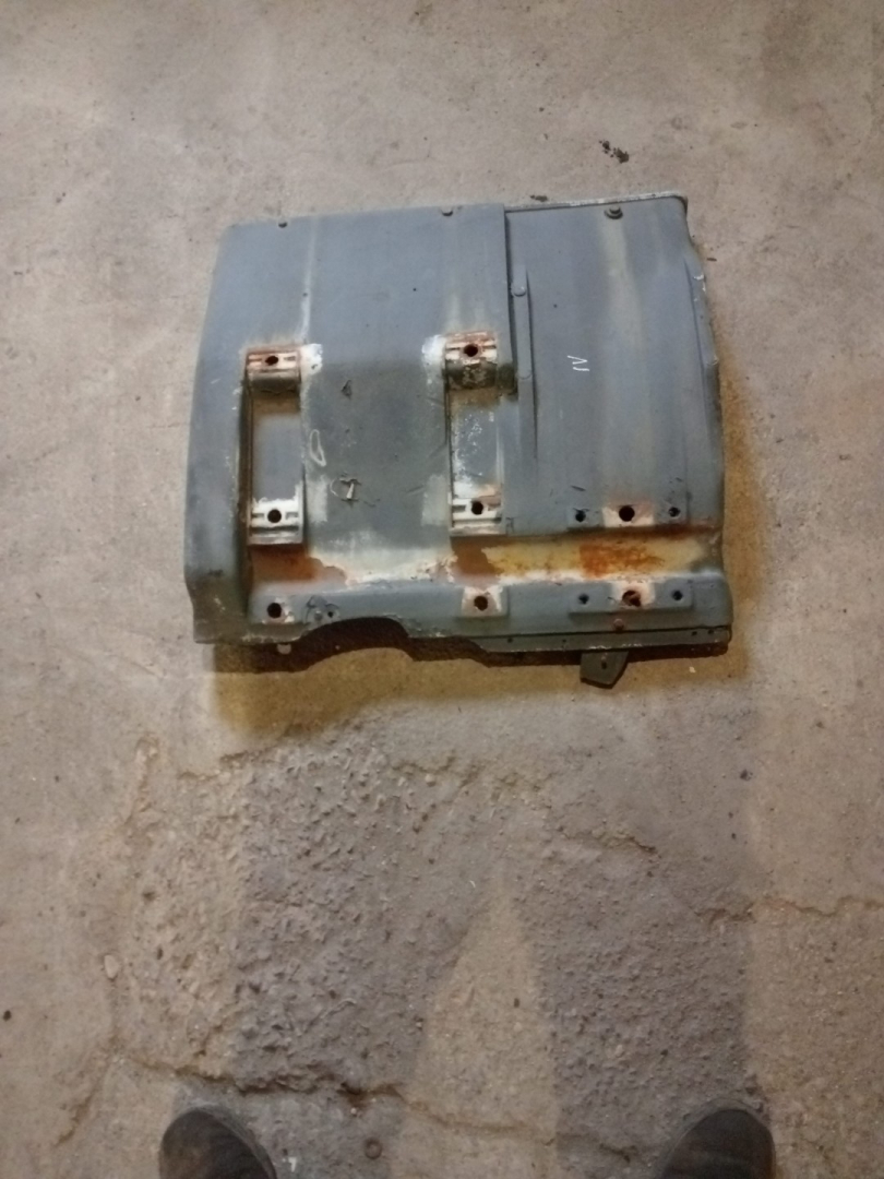 крыло заднее левое IVECO EuroTech 1 поколение (1991 - 1999), МКПП - фото №1