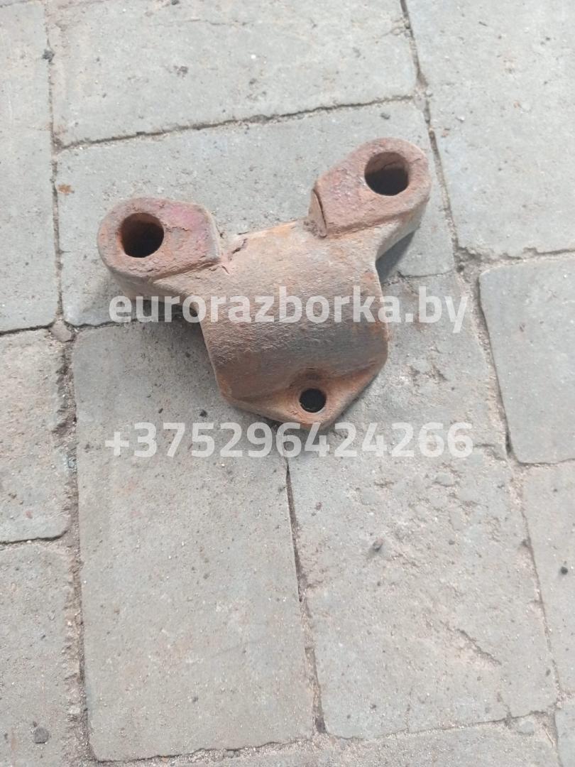 крепление стабилизатора / втулки стабилизатора Mercedes-Benz - фото №1