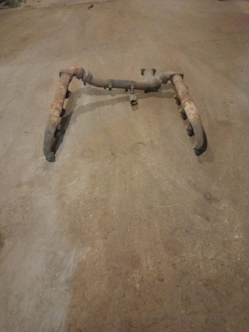 коллектор выпускной Scania 2-Series 1 поколение (1980 - 1988) - фото №1