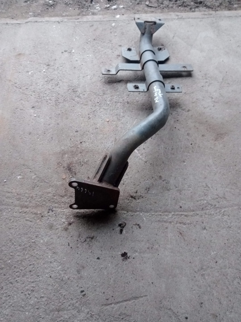 крепление ( кронштейн ) крыла Mercedes-Benz Actros 1 поколение (MP1) (1996 - 2003) - фото №1