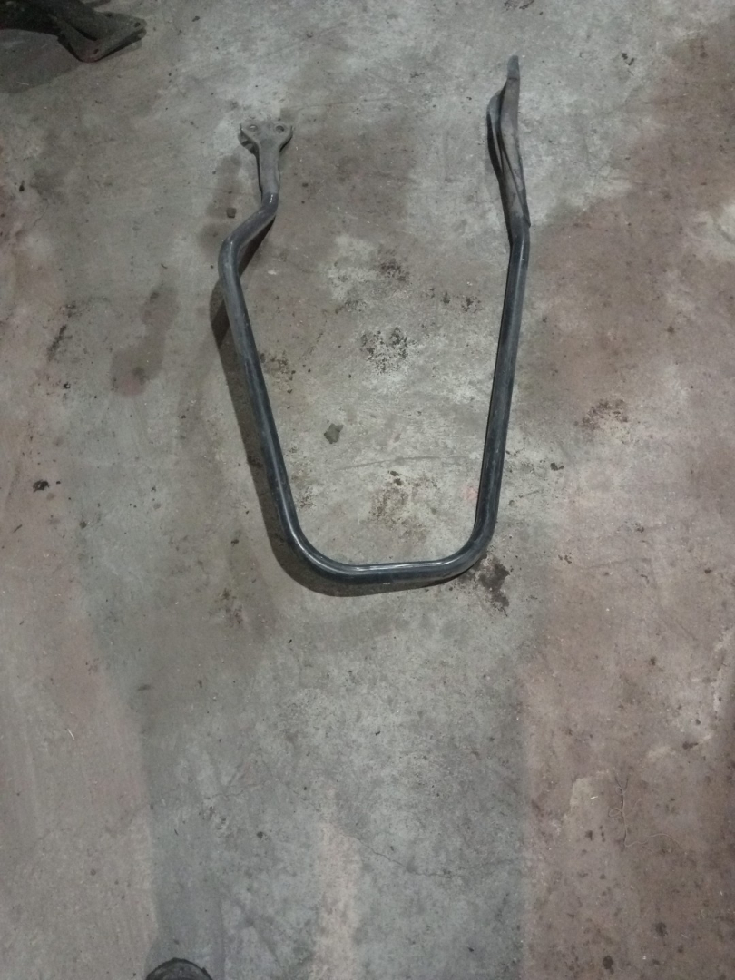 крепление ( кронштейн ) крыла MAN TGA 1 поколение (2000 - 2008) - фото №1