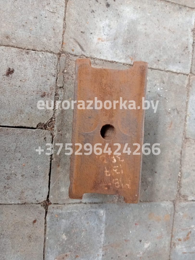 кронштейн (крепление) Mercedes-Benz, МКПП - фото №1