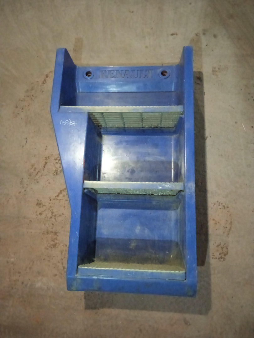 подножка Renault Magnum 2 поколение (1997 - 2001), 5000936142 - фото №1