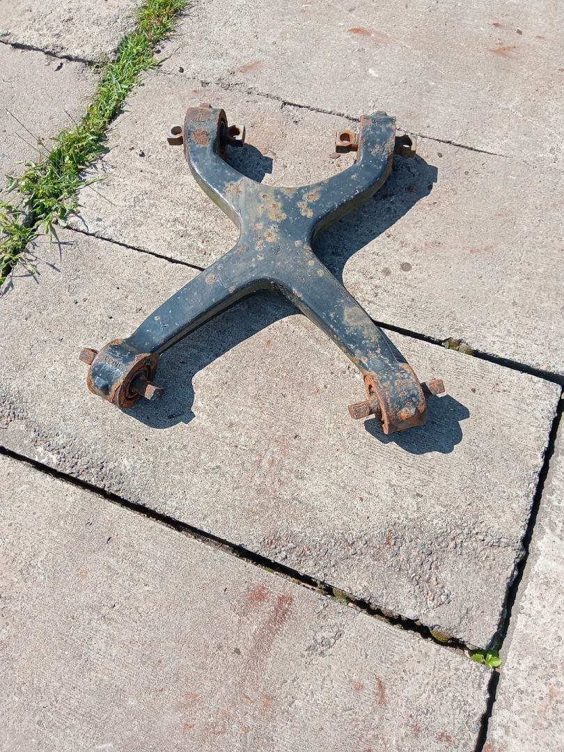 Реактивная тяга задней подвески MAN TGA 1 поколение (2000 - 2008), АКПП, 7006007 - фото №1