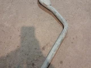 крепление ( кронштейн ) крыла Scania