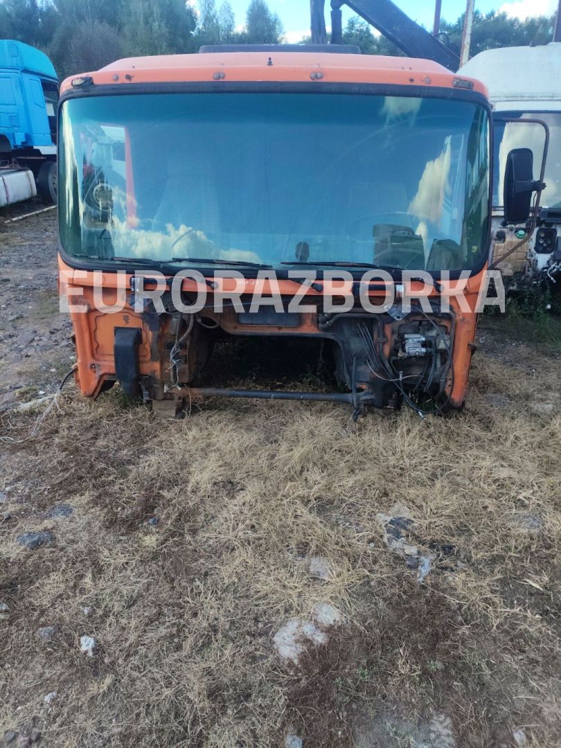 кабина MAN F90 1 поколение (1986 - 1997) - фото №1