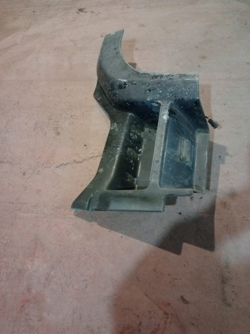 Подножка кабины DAF 85 1 поколение (1992 - 1998), 0075920, 1363816 - фото №1