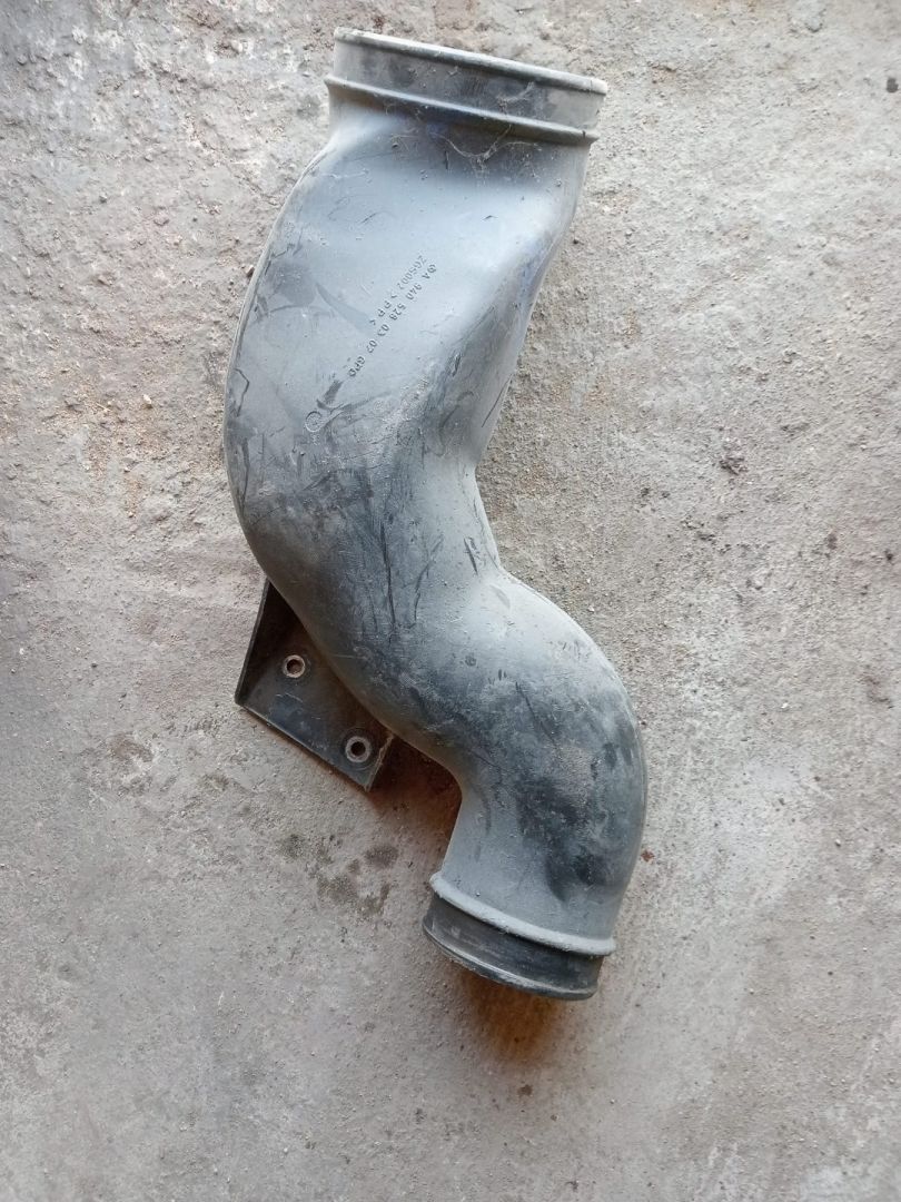 патрубок (трубопровод, шланг) Mercedes-Benz Atego 1 поколение (1998 - 2013) - фото №1