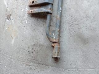 крепление ( кронштейн ) крыла Mercedes-Benz