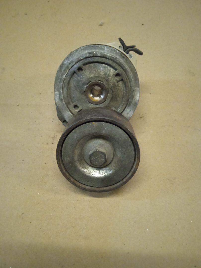 ролик натяжителя MAN TGA 1 поколение (2000 - 2008), 1661710 - фото №1