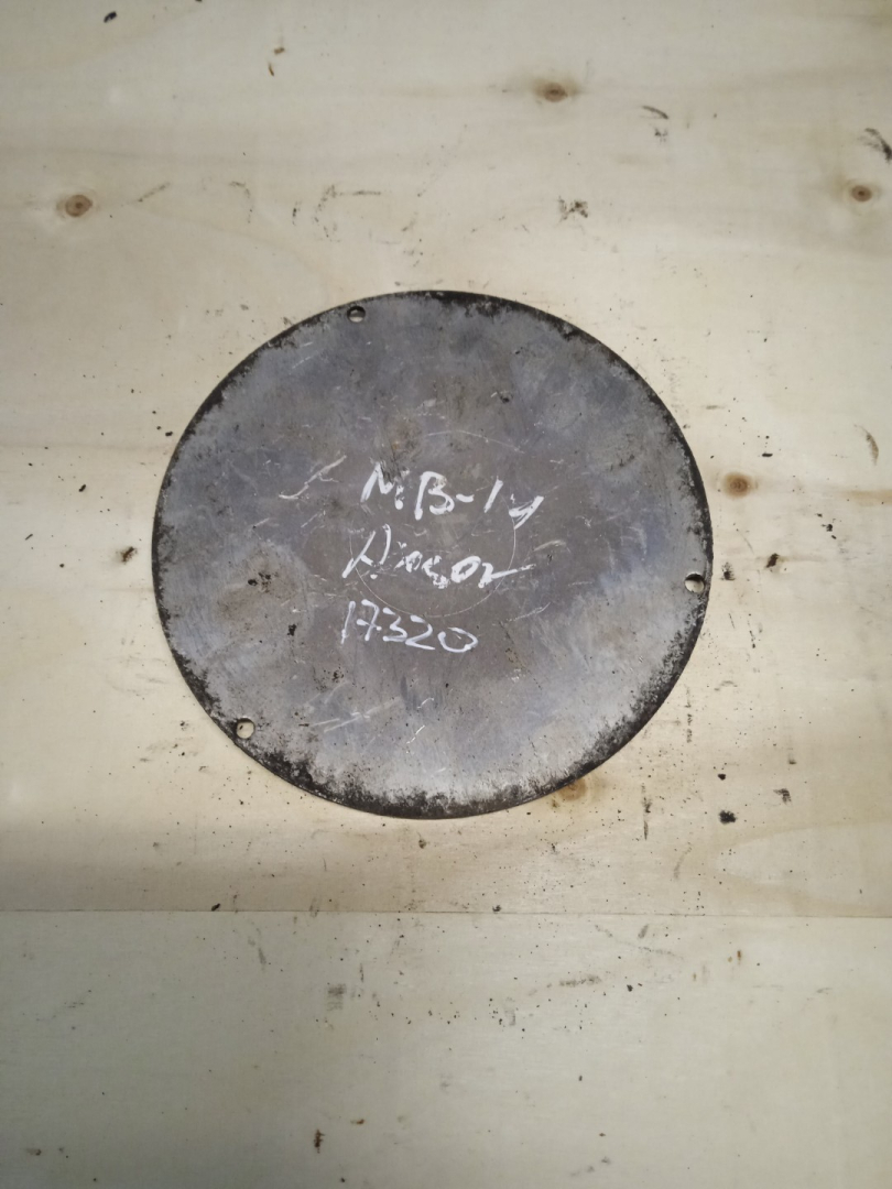 декоративная крышка двигателя Mercedes-Benz Axor 1 поколение (2001 - 2004) - фото №1