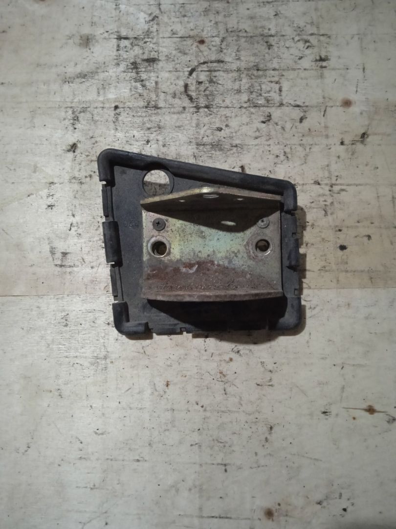кронштейн зеркала кабины IVECO EuroTech 1 поколение (1991 - 1999) - фото №1