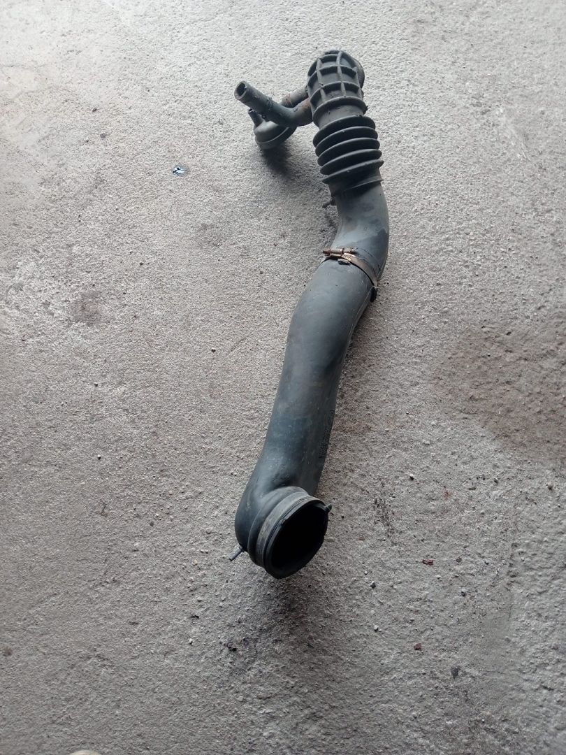 патрубок воздушного фильтра MAN L2000 1 поколение (1994 - 2001), 81082010375 - фото №1