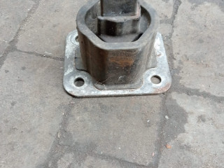 подушка крепления двигателя IVECO