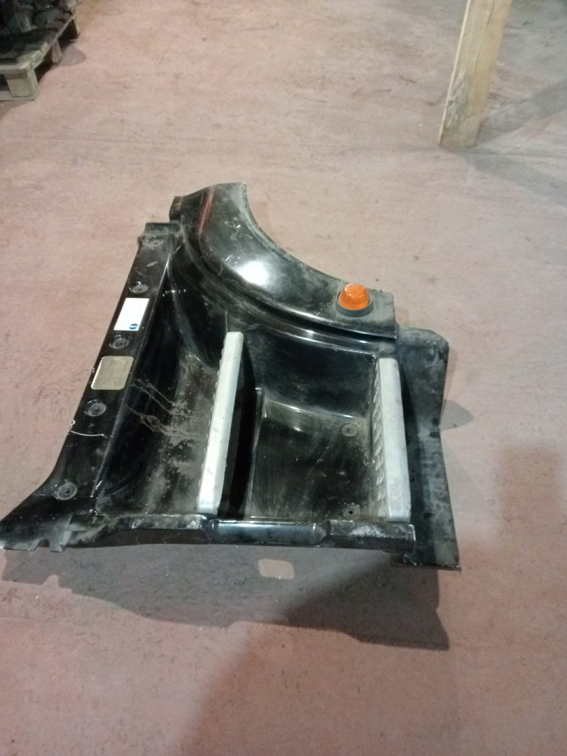 подножка MAN TGA 1 поколение (2000 - 2008) - фото №1