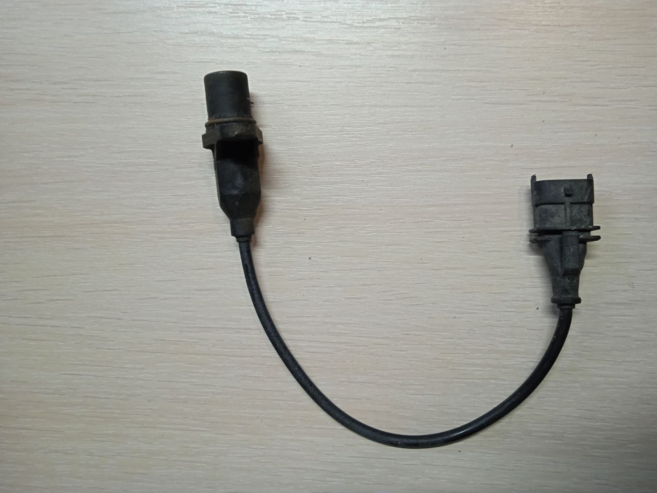 датчик коленвала IVECO EuroCargo 2 поколение (2001 - 2007), 0281002411, 0281002411 - фото №1