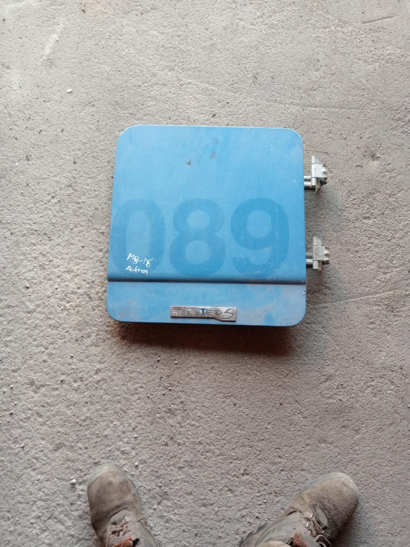 бардачок Mercedes-Benz Actros 1 поколение (MP1) (1996 - 2003) - фото №1