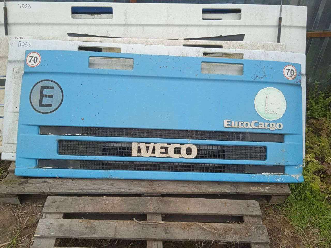 капот IVECO EuroCargo 1 поколение (1991 - 2000) - фото №1