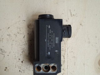 электромагнитный клапан MAN TGA 1 поколение (2000 - 2008), 81521606117, 81521606116, 81521606115, 81521606118, 81521606120, 1518898, 1934949, 81521609118, 81521609116, 81521609115, 81521606143, 81521606142, 81521606124, 81521606122