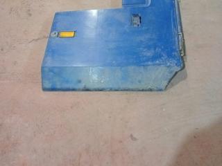 Боковая панель правая Renault Magnum 1 поколение (1990 - 1997)