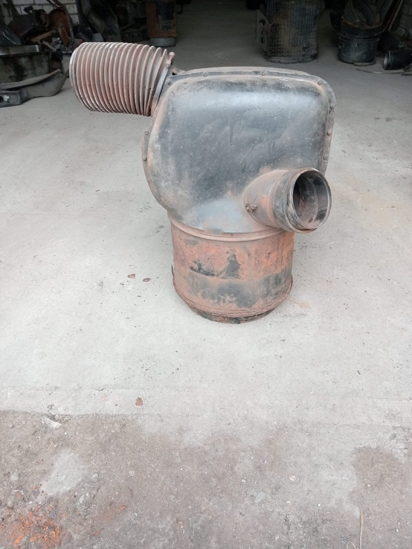 корпус воздушного фильтра Mercedes-Benz - фото №1