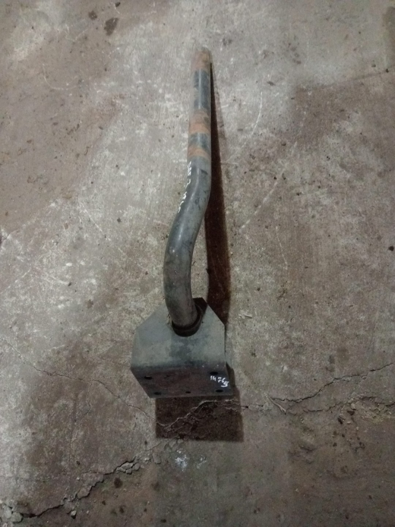 крепление ( кронштейн ) крыла DAF XF 95 1 поколение (2002 - 2006) - фото №1