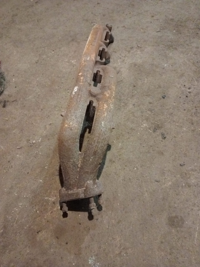 коллектор выпускной Mercedes-Benz Actros 1 поколение (MP1) (1996 - 2003) - фото №1